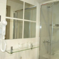 Отель Fuencarral Rooms Стандартный номер с различными типами кроватей фото 4