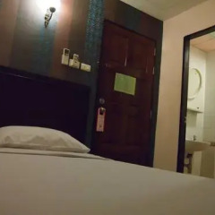 Отель Four Sons Place 2* Стандартный номер с различными типами кроватей фото 4