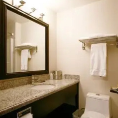 Отель Foxwood Inn & Suites Drayton Valley 2* Стандартный номер с различными типами кроватей фото 10