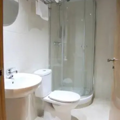 Отель Hostal Santel San Marcos Стандартный номер с различными типами кроватей фото 2