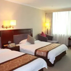 Majestic Hotel 3* Номер Делюкс с различными типами кроватей