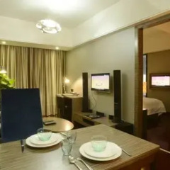 La Perle International Hotel 4* Представительский люкс с различными типами кроватей