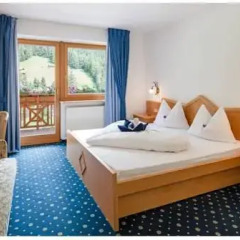 Hotel Bergkristall 3* Стандартный номер фото 4