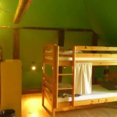 Отель Tabinoya - Tallinn's Travellers House Кровать в общем номере с двухъярусной кроватью фото 2