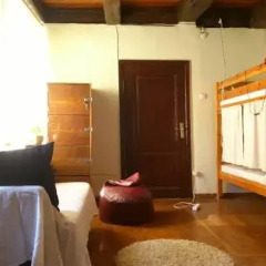 Отель Tabinoya - Tallinn's Travellers House Кровать в женском общем номере с двухъярусной кроватью