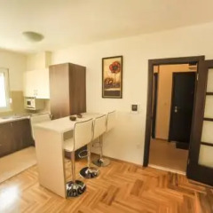 Апартаменты Azzuro Lux Apartments Улучшенные апартаменты с различными типами кроватей