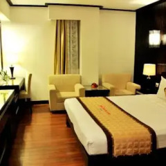 Muong Thanh Three Star Hotel 3* Улучшенный номер фото 3
