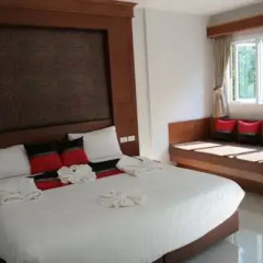 Отель Rojjana Residence 2* Стандартный номер двуспальная кровать фото 18