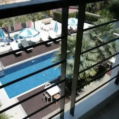 Отель Rojjana Residence 2* Стандартный номер двуспальная кровать фото 12
