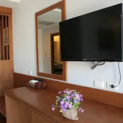 Отель Rojjana Residence 2* Стандартный номер двуспальная кровать фото 5
