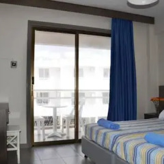 Отель Ayia Napa Suites 3* Люкс с различными типами кроватей фото 3