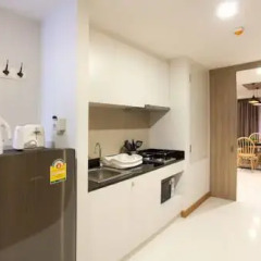 Отель Rocco Huahin Condominium Апартаменты с 2 отдельными кроватями фото 34