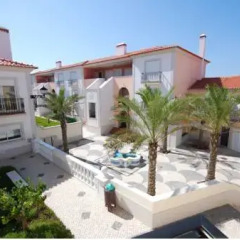 Отель Luxury Townhouse in Praia D'El Rey Вилла разные типы кроватей фото 12