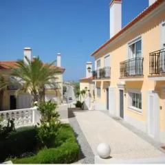 Отель Luxury Townhouse in Praia D'El Rey Вилла разные типы кроватей фото 15