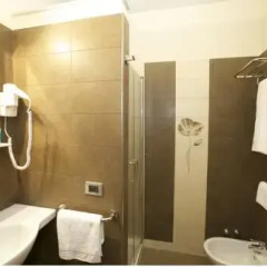 Отель GigaHotel 3* Стандартный номер фото 5