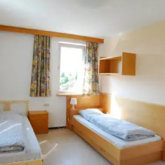 Hostel Marmota Кровать в общем номере с двухъярусной кроватью фото 17