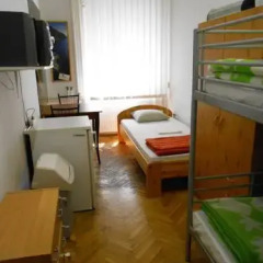 HBC Hostel Кровать в женском общем номере с двухъярусной кроватью фото 4