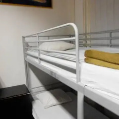 HBC Hostel Кровать в общем номере с двухъярусной кроватью фото 4