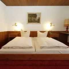 Hotel Neumayr 3* Стандартный номер фото 5