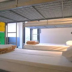 Hostel Colours Кровать в женском общем номере с двухъярусной кроватью фото 3
