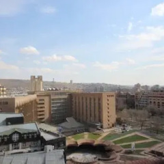 Апартаменты Rent in Yerevan - Apartments on Sakharov Square Апартаменты разные типы кроватей