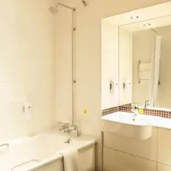 Отель Premier Inn Exeter (M5 J29) 3* Стандартный номер с различными типами кроватей фото 13