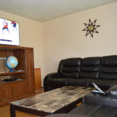 Отель 205 Coopers Lodge развлечения