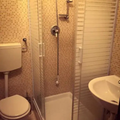 Отель Overseas Guest House Кровать в общем номере с двухъярусной кроватью фото 4