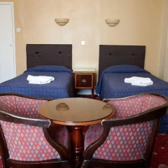 Rose Court Hotel 3* Стандартный номер с различными типами кроватей фото 4