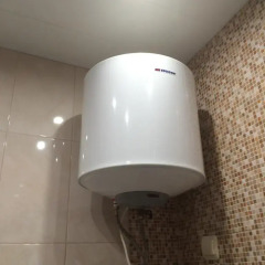 Гостиница Apartamenti na Vladimirskoy 7A в Пскове отзывы, цены и фото номеров - забронировать гостиницу Apartamenti na Vladimirskoy 7A онлайн Псков ванная