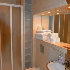Отель Gotyk House 3* Стандартный семейный номер с двуспальной кроватью фото 7