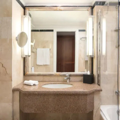 Sheraton Roma Hotel & Conference Center 4* Улучшенный номер с различными типами кроватей фото 4