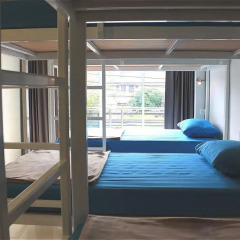 Ananas Phuket Central Hostel Пхукет фитнесс-зал