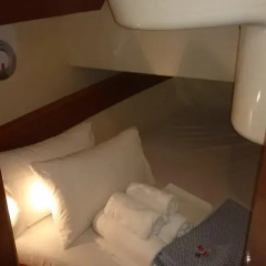 Отель Dockside Yacht Lodging сейф в номере