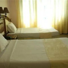 Atlantic Tuan Chau Hotel 3* Стандартный номер с различными типами кроватей фото 3