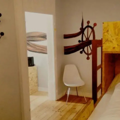 Goodnight Hostel Кровать в общем номере фото 10