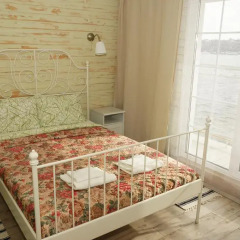 Гостиница Островский Причал Стандартный номер с двуспальной кроватью фото 9