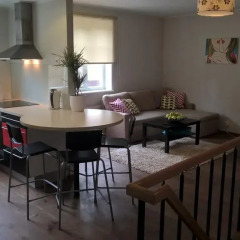 Апартаменты Komeedi Apartment комната для гостей фото 4