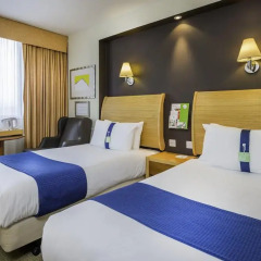Отель Holiday Inn Пейсли комната для гостей фото 3