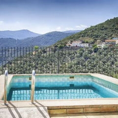Отель Casa Rural Sierra Madrona бассейн