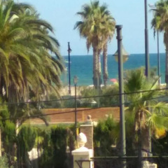 Отель Valencia Beach Suites Wifi Fibra спортивное сооружение