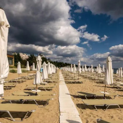 Отель The Poolhouse Болгария, Свети Влас - отзывы, цены и фото номеров - забронировать отель The Poolhouse онлайн пляж
