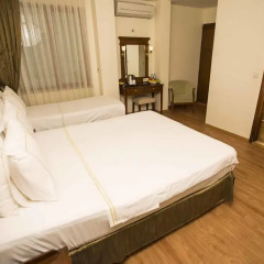 Hotel Golden Crown 3* Стандартный номер с различными типами кроватей фото 6