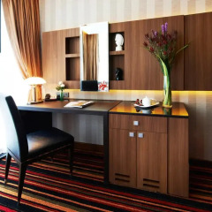 Отель The Continent Bangkok by Compass Hospitality 4* Стандартный номер с различными типами кроватей фото 21