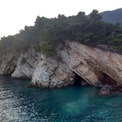 Apartments Pod Lozom in Petrovac, Montenegro from 80$, photos, reviews - zenhotels.com outdoors