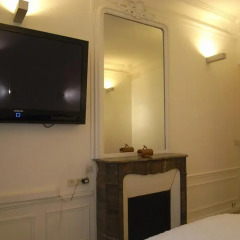 Отель 2 Separated Bedrooms near Notre Dame Франция, Париж - отзывы, цены и фото номеров - забронировать отель 2 Separated Bedrooms near Notre Dame онлайн удобства в номере фото 2