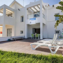 Отель Villa Nora Кипр, Протарас - отзывы, цены и фото номеров - забронировать отель Villa Nora онлайн