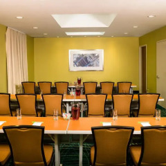 Отель SpringHill Suites by Marriott New York LaGuardia Airport США, Нью-Йорк - отзывы, цены и фото номеров - забронировать отель SpringHill Suites by Marriott New York LaGuardia Airport онлайн помещение для мероприятий фото 2
