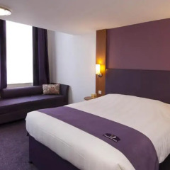 Отель Premier Inn London Stansted Airport 3* Стандартный номер с двуспальной кроватью