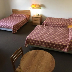 Tamuning Plaza Hotel 2* Стандартный семейный номер с разными типами кроватей фото 2